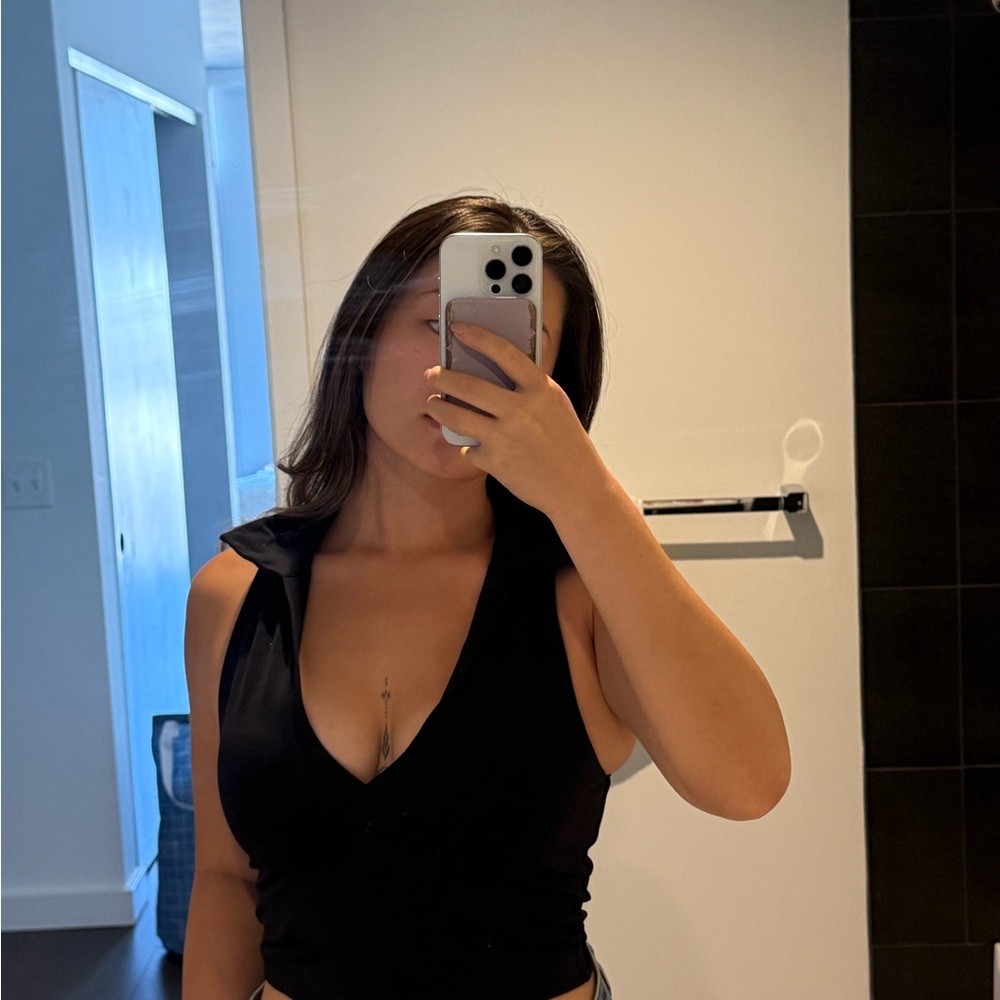 Elegant Black Sleeveless Top
